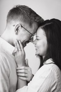 Loveshoot close-up zwart-wit
